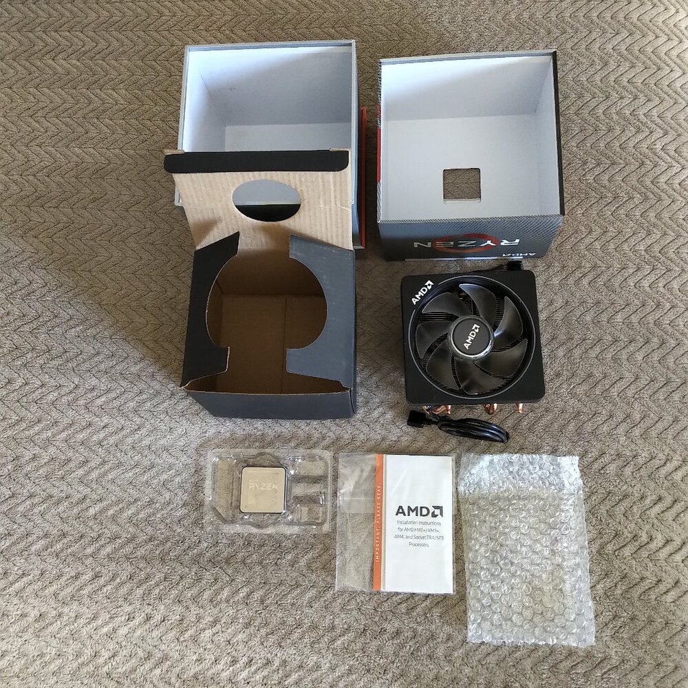 AMD Ryzen 9 3900X 12 Core, 24 Thread Processor with Wraith Prism Cooler